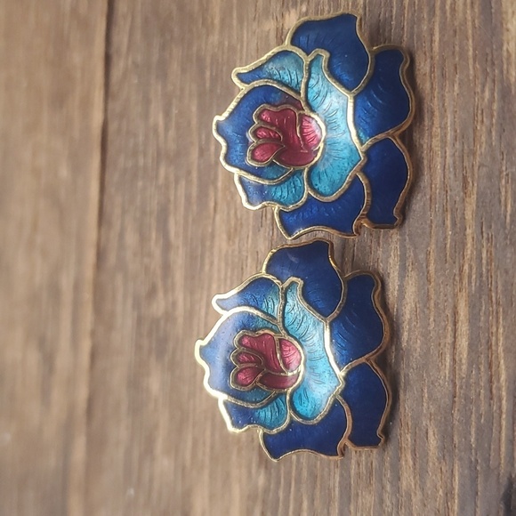 E921 french cloissone flower bloom earrings - Picture 1 of 2
